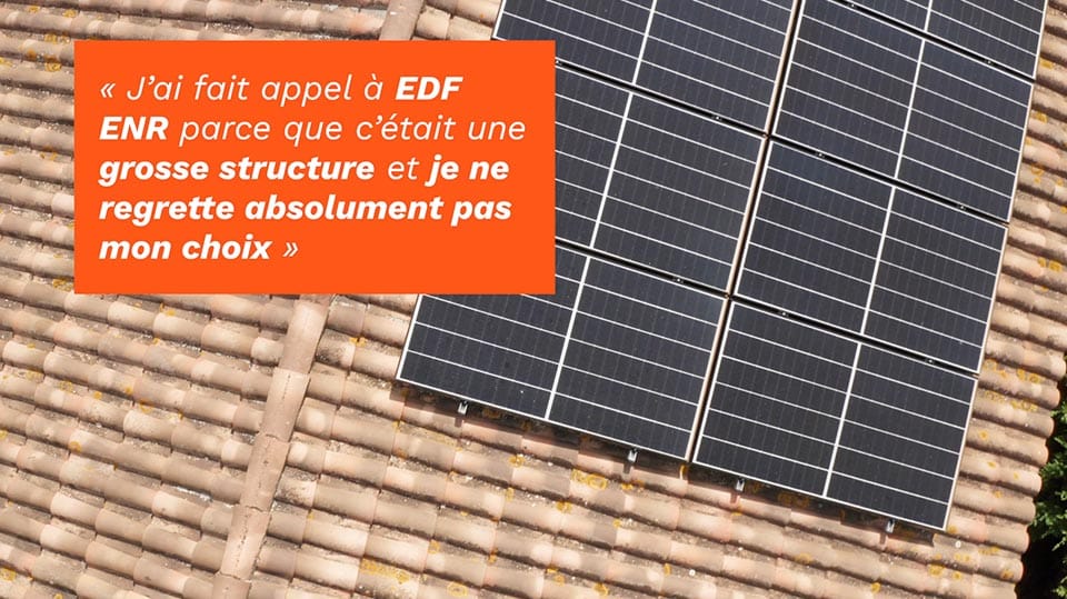 un encart texte et un panneau solaire